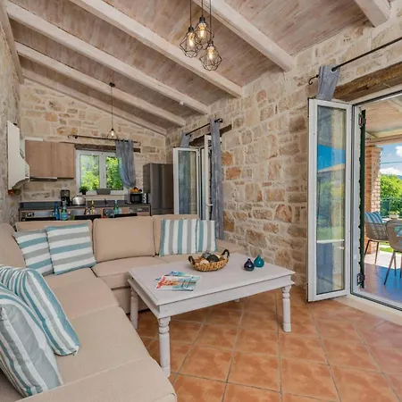 Rizolia Enea By Vilă Lithakia (Zakynthos)